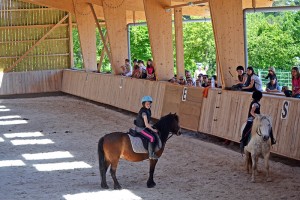 Concours interne au Centre Equestre Mané Guernehué à Baden