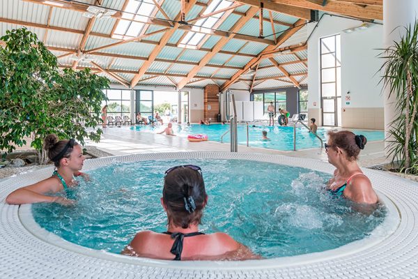 Jacuzzi au camping Mané Guernehué