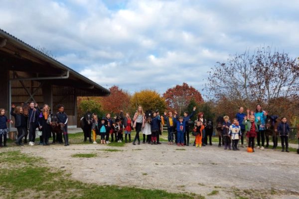 Fête d'Halloween au centre équestre Mané Guernehué