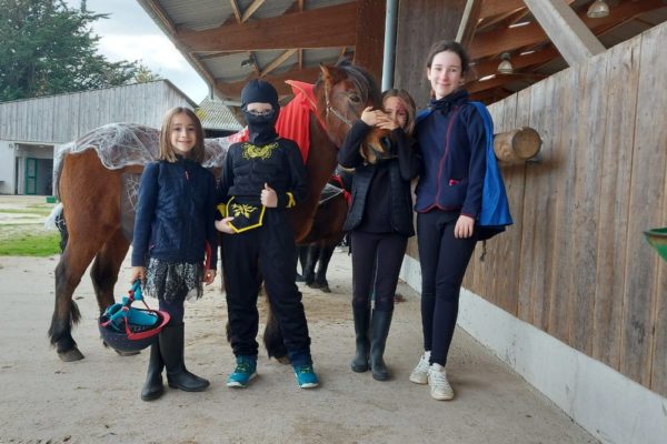Fête d'Halloween au centre équestre Mané Guernehué